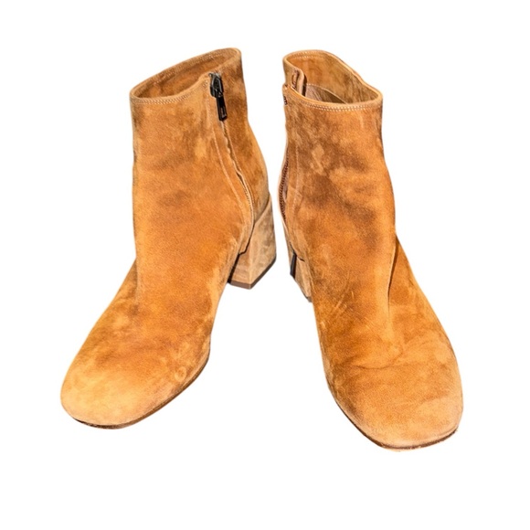 Vince Shoes - Vince Women’s Brown Square Toe Suede Boots